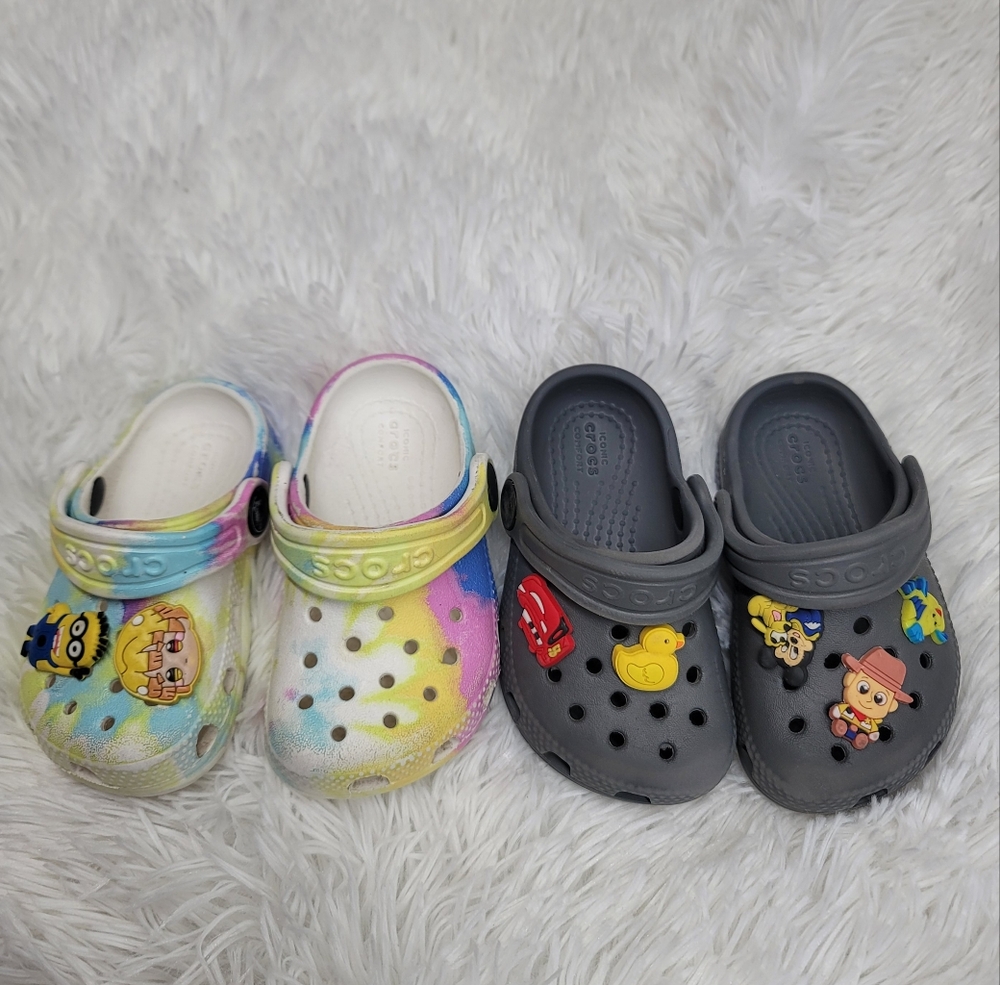 Crocs Kids' Gray and Multicolor Tie Die Toddler Clogs Size 5 Set